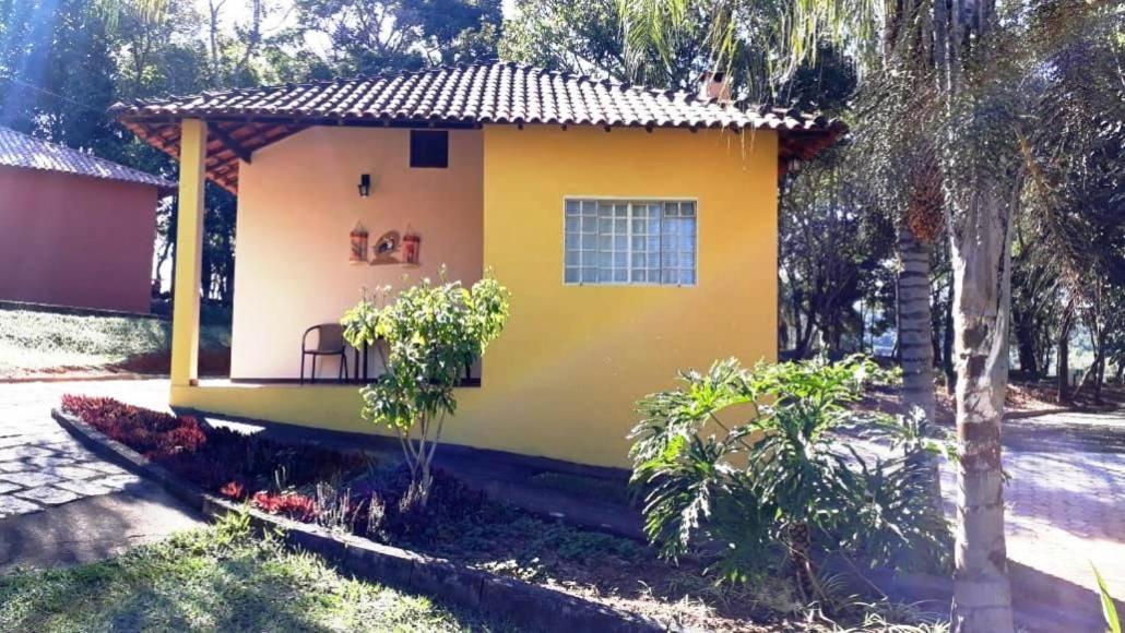 Pousada Encanto Da Mata - Ecologica Caconde Bagian luar foto