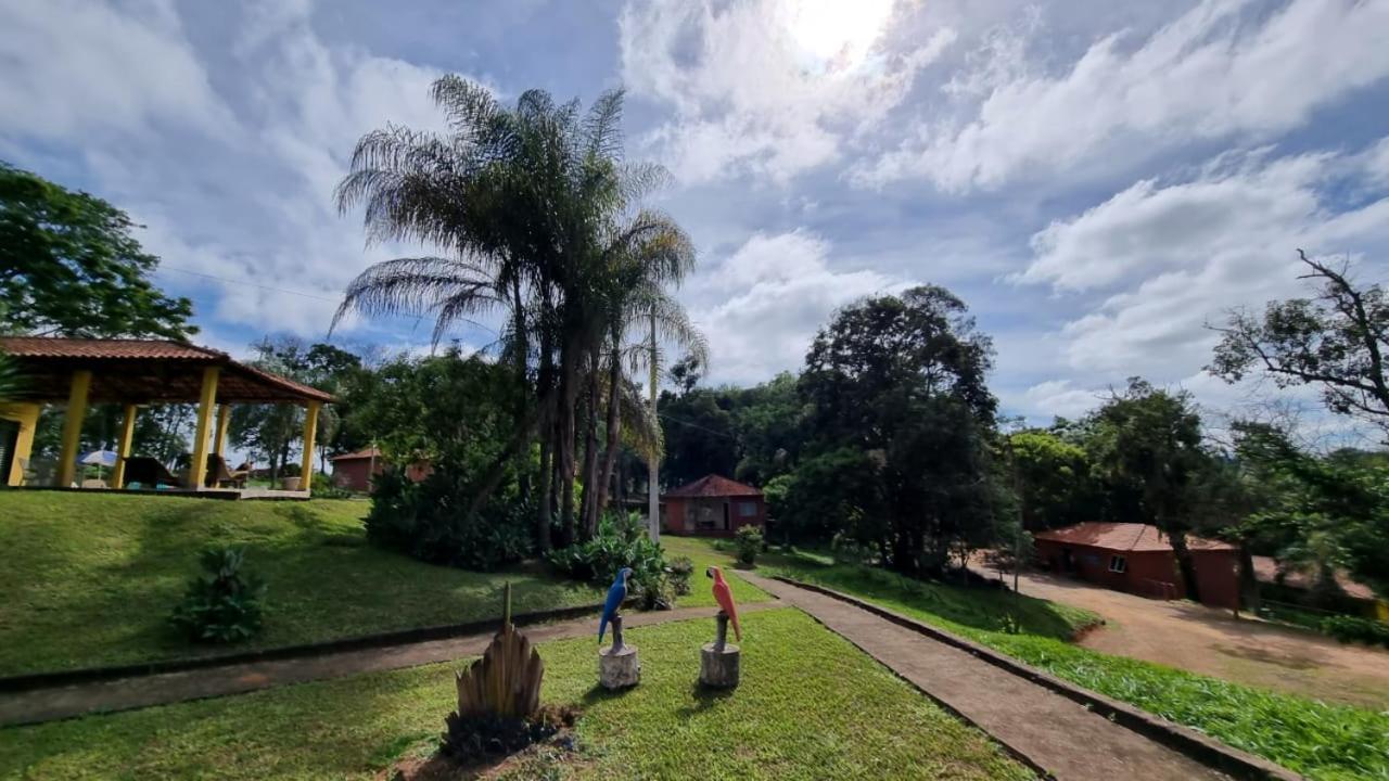 Pousada Encanto Da Mata - Ecologica Caconde Bagian luar foto